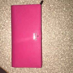 Like New Kate Spade Wallet